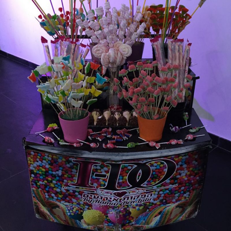 בר אופן - מתוקים על גלגלים עם מגוון ממתקים וסוכריות